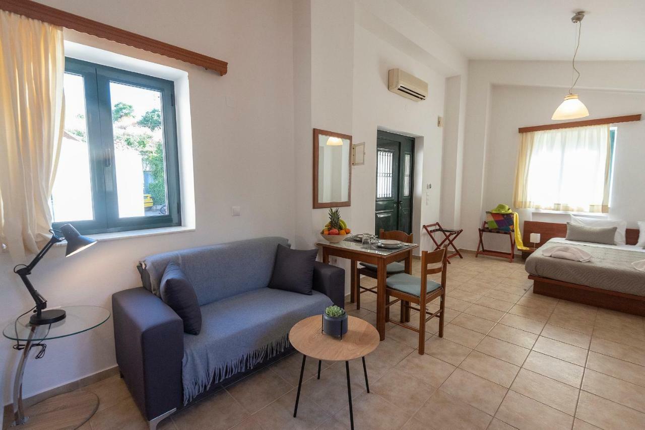 Camara Studios Chania  Luaran gambar